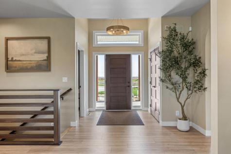 6833 Sunrise Point Horace ND 58047