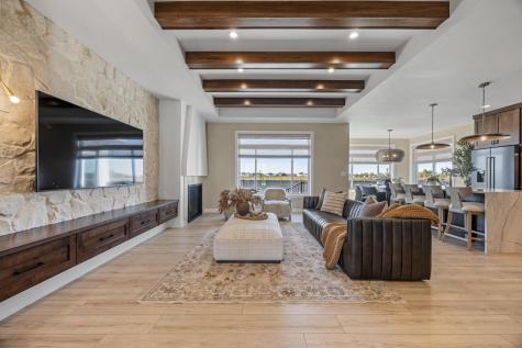 6833 Sunrise Point Horace ND 58047