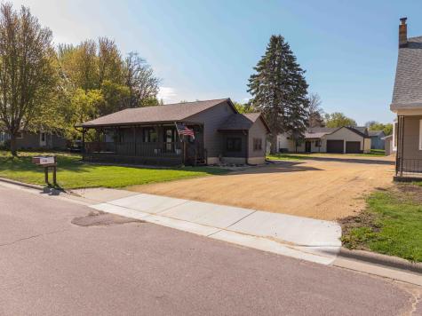 317 E South Street Janesville MN 56048