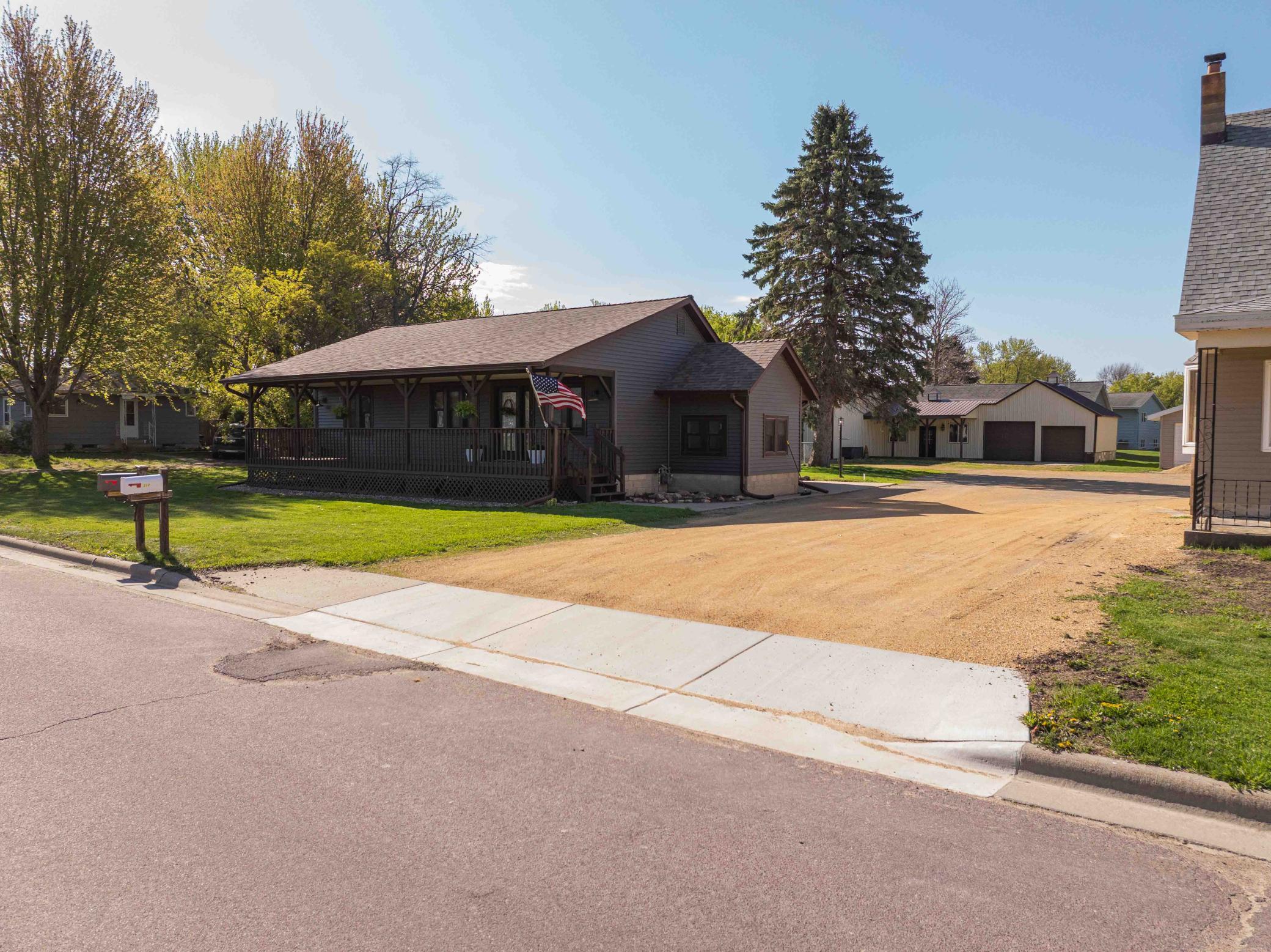 317 E South Street Janesville MN 56048