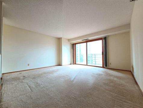 66 9th Street E Saint Paul MN 55101
