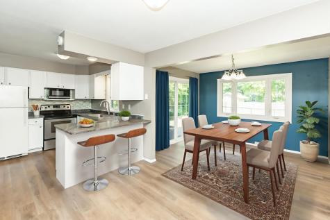 226 10 1/2 Avenue W West Fargo ND 58078