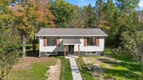 27176 Birch Drive Bovey MN 55709