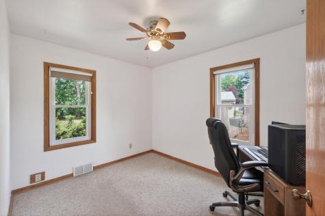 6428 Cloverdale Avenue Crystal MN 55428
