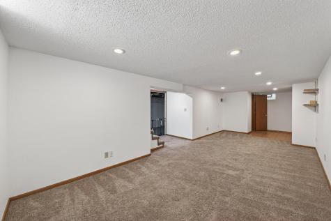 6428 Cloverdale Avenue Crystal MN 55428