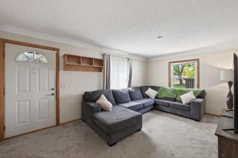 6428 Cloverdale Avenue Crystal MN 55428