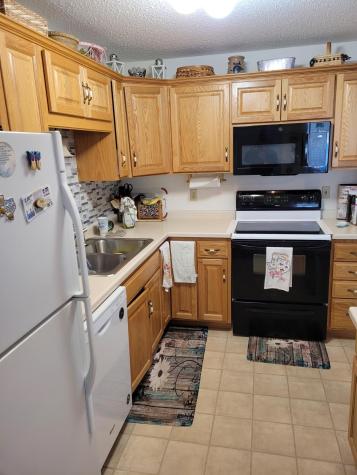 912 Hawthorne Street Alexandria MN 56308