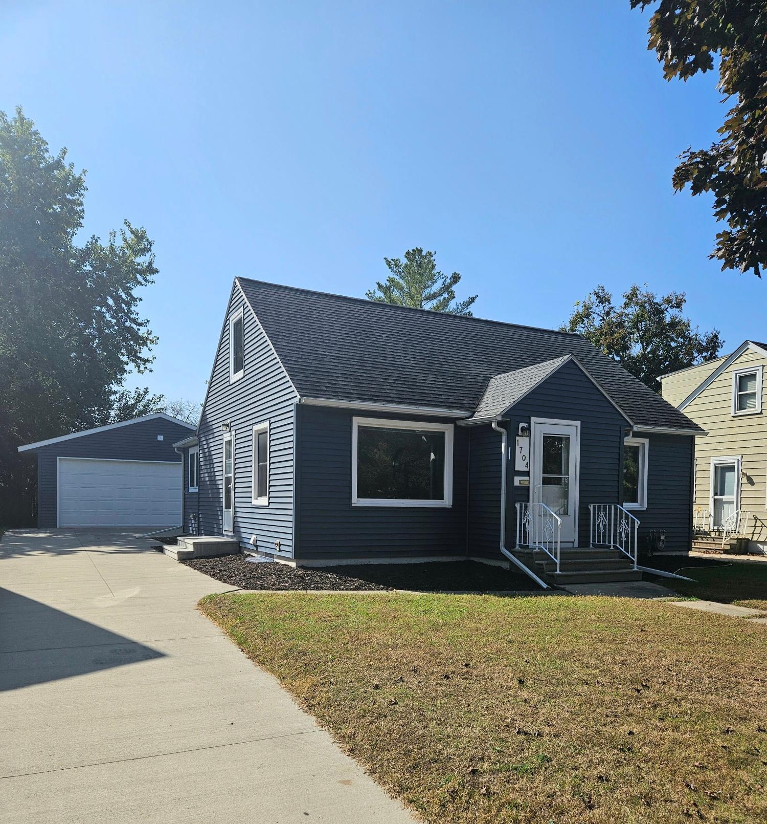 1704 1st Avenue SE Austin MN 55912