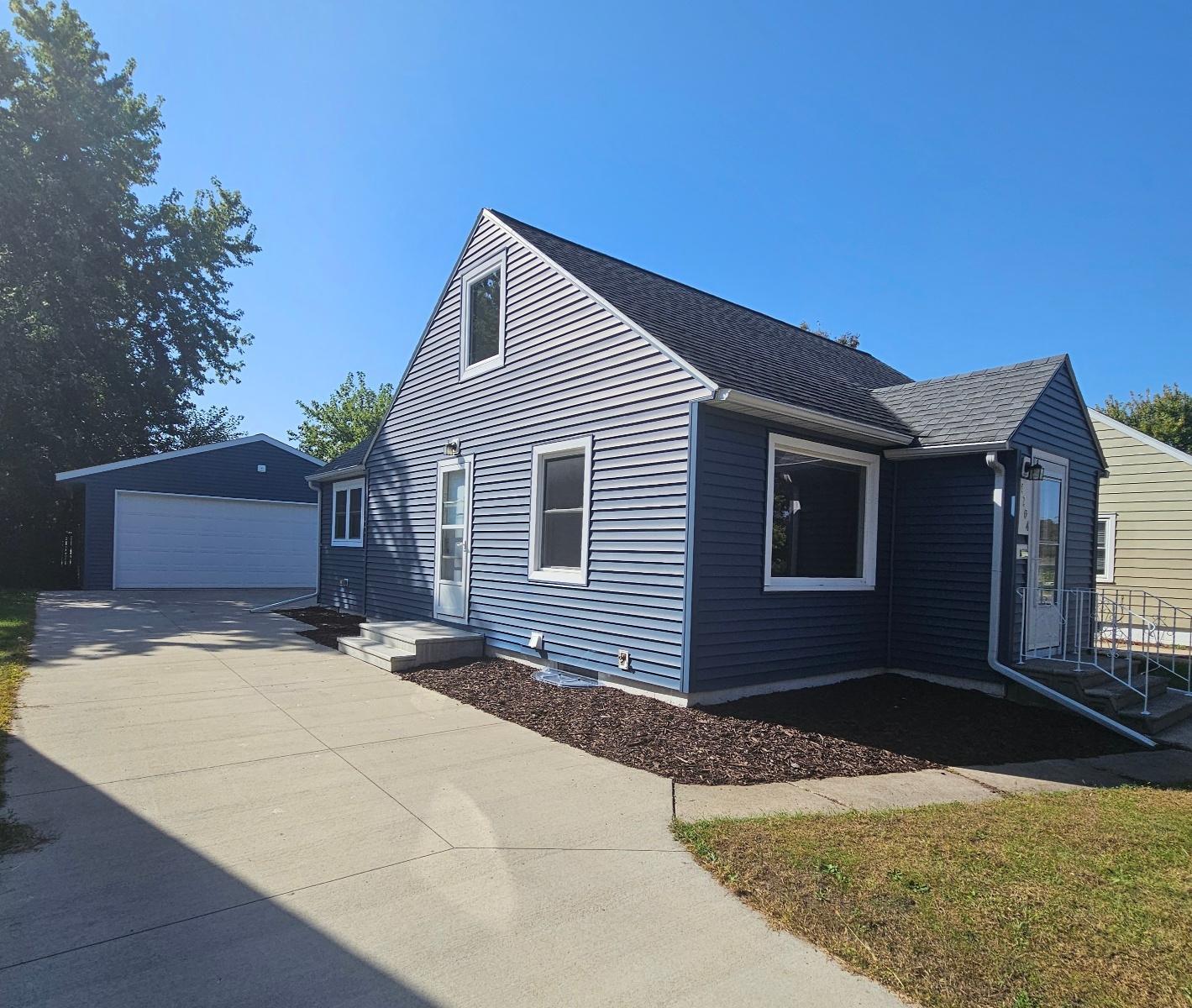 1704 1st Avenue SE Austin MN 55912