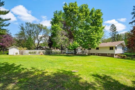 1125 Oakview Lane N Plymouth MN 55441
