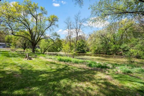 1125 Oakview Lane N Plymouth MN 55441