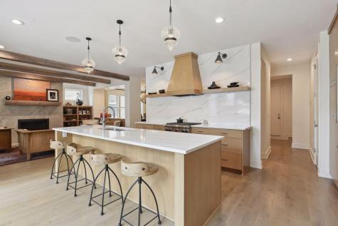 6908 Paiute Circle Edina MN 55439