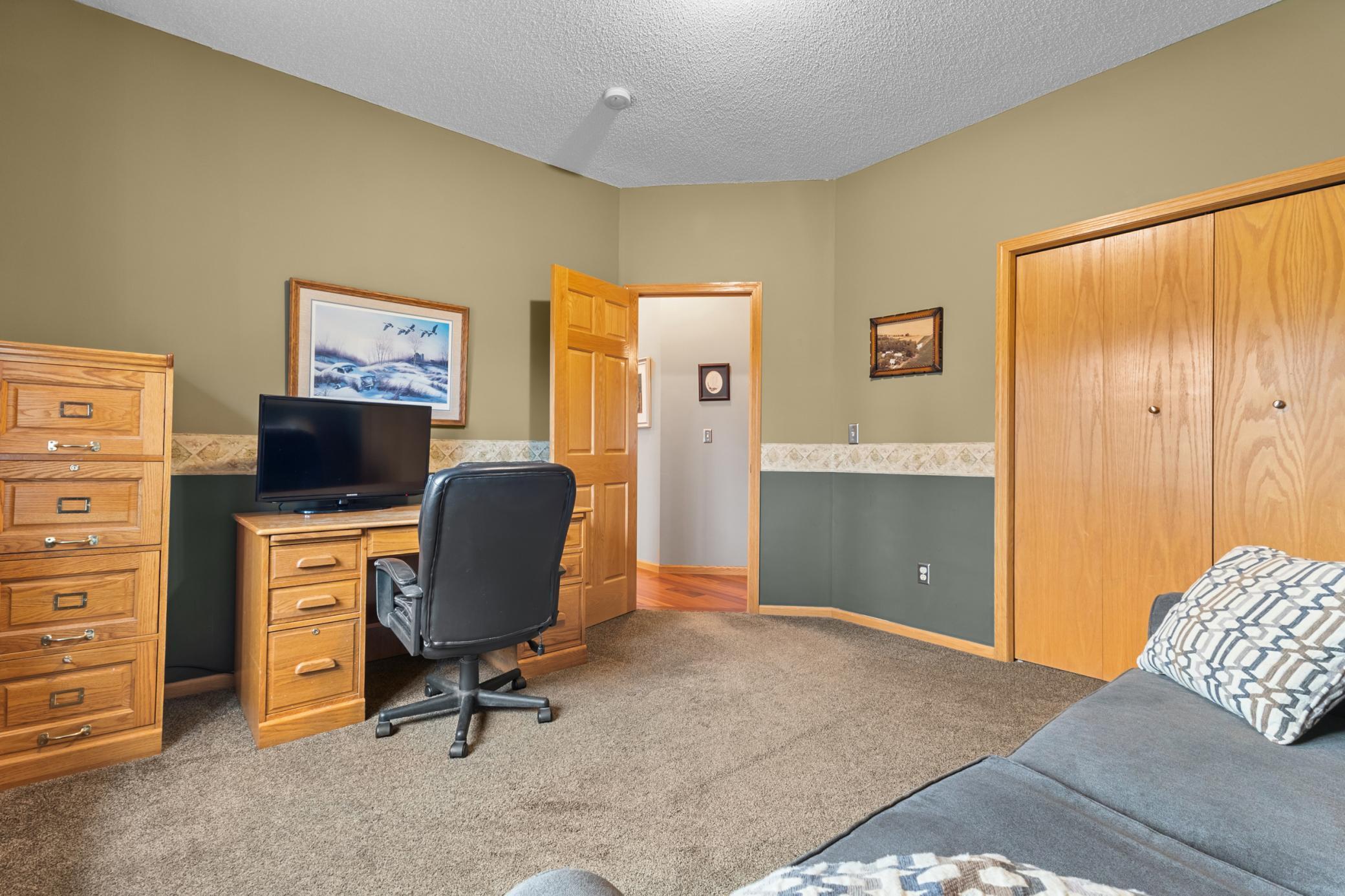 5040 127th Street W Apple Valley MN 55124