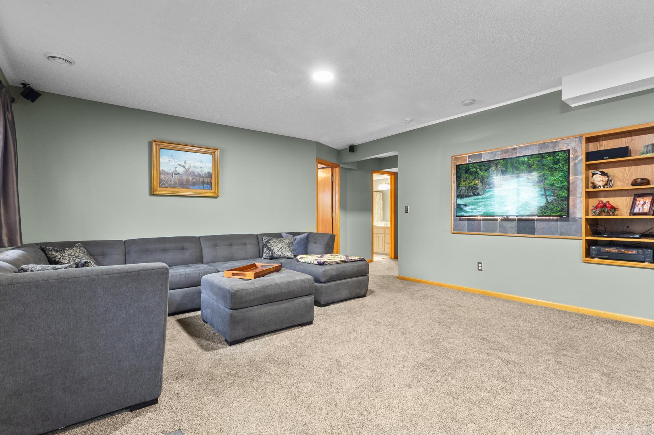 5040 127th Street W Apple Valley MN 55124