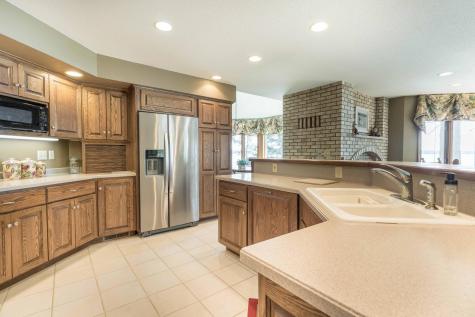 2807 Government Point Road NE Alexandria MN 56308