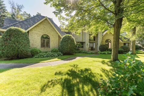 2807 Government Point Road NE Alexandria MN 56308