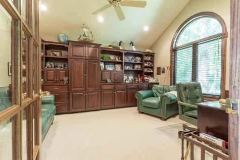 2807 Government Point Road NE Alexandria MN 56308