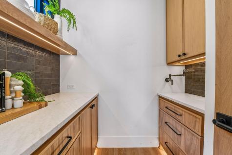 348 W Lake Street Orono MN 55356