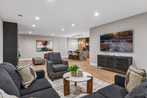 348 W Lake Street Orono MN 55356