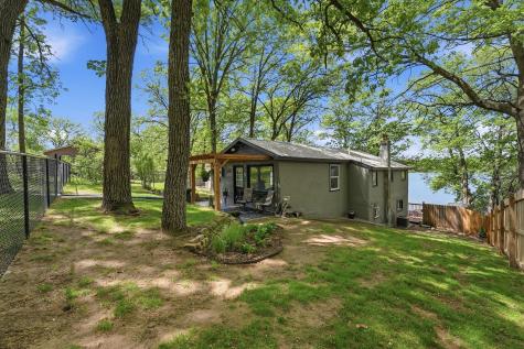 4292 115th Avenue Clear Lake MN 55319