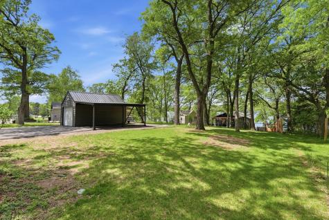 4292 115th Avenue Clear Lake MN 55319