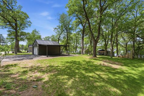 4292 115th Avenue Clear Lake MN 55319