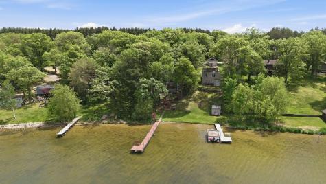 4292 115th Avenue Clear Lake MN 55319