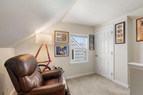 21 Russell Avenue S Minneapolis MN 55405