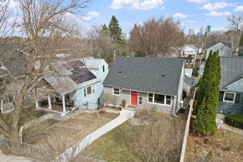 21 Russell Avenue S Minneapolis MN 55405