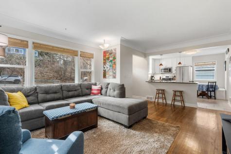 21 Russell Avenue S Minneapolis MN 55405