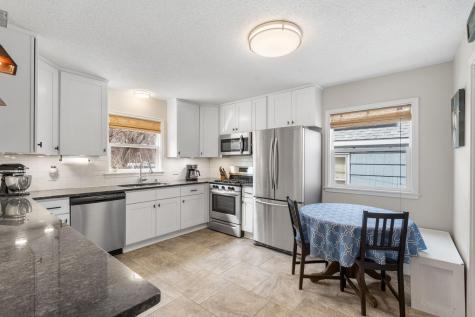21 Russell Avenue S Minneapolis MN 55405