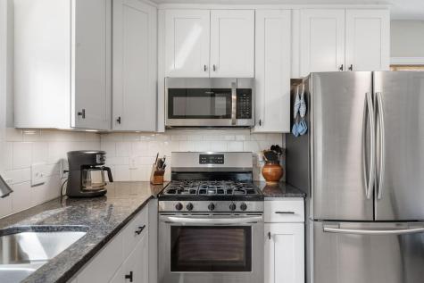 21 Russell Avenue S Minneapolis MN 55405