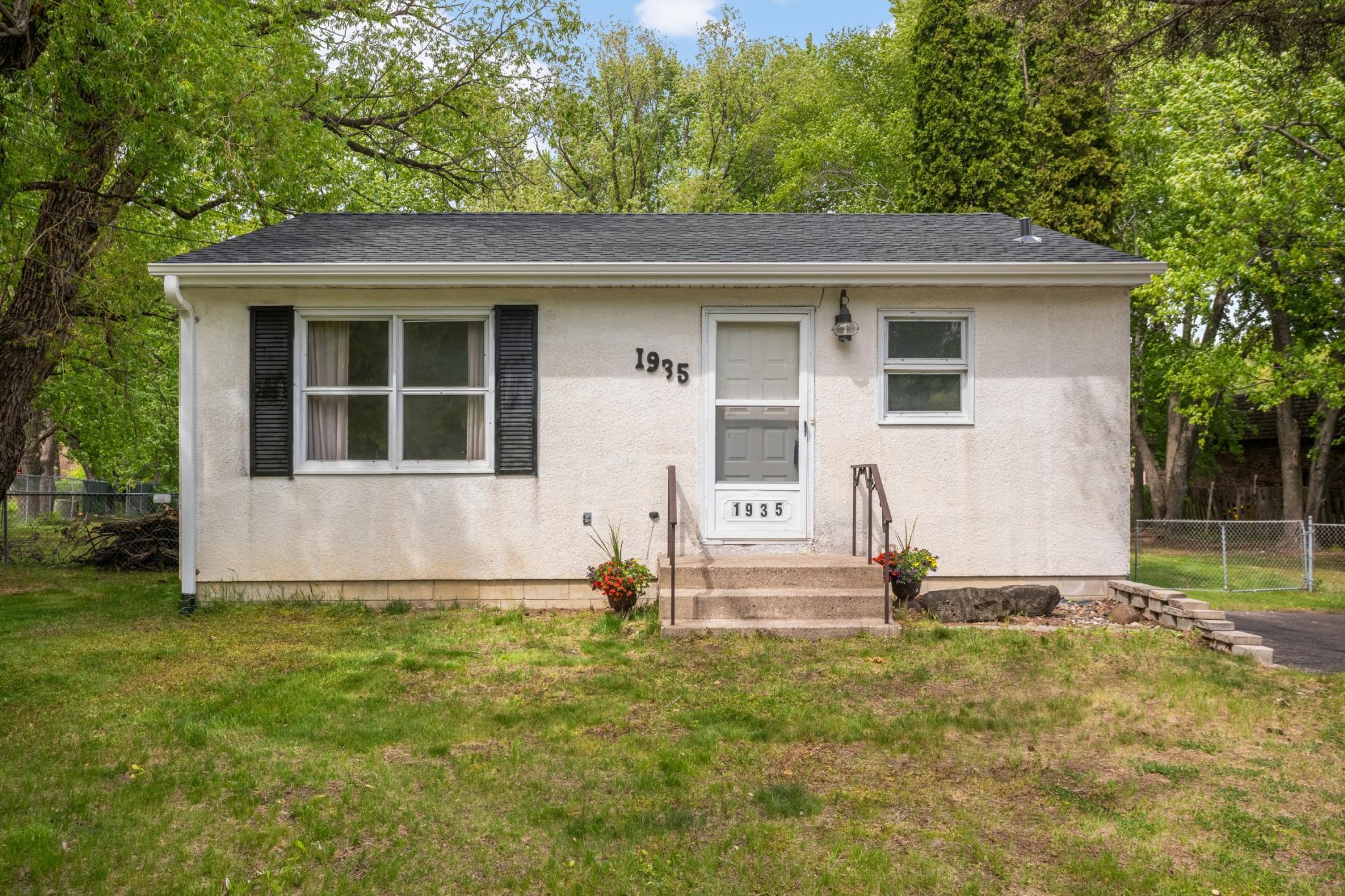 1935 55th Street E Inver Grove Heights MN 55077