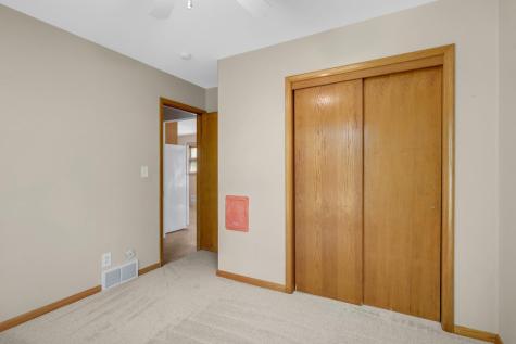 1935 55th Street E Inver Grove Heights MN 55077
