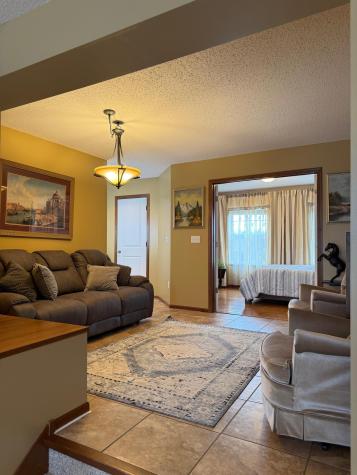 7005 Rose Drive Rockford MN 55373