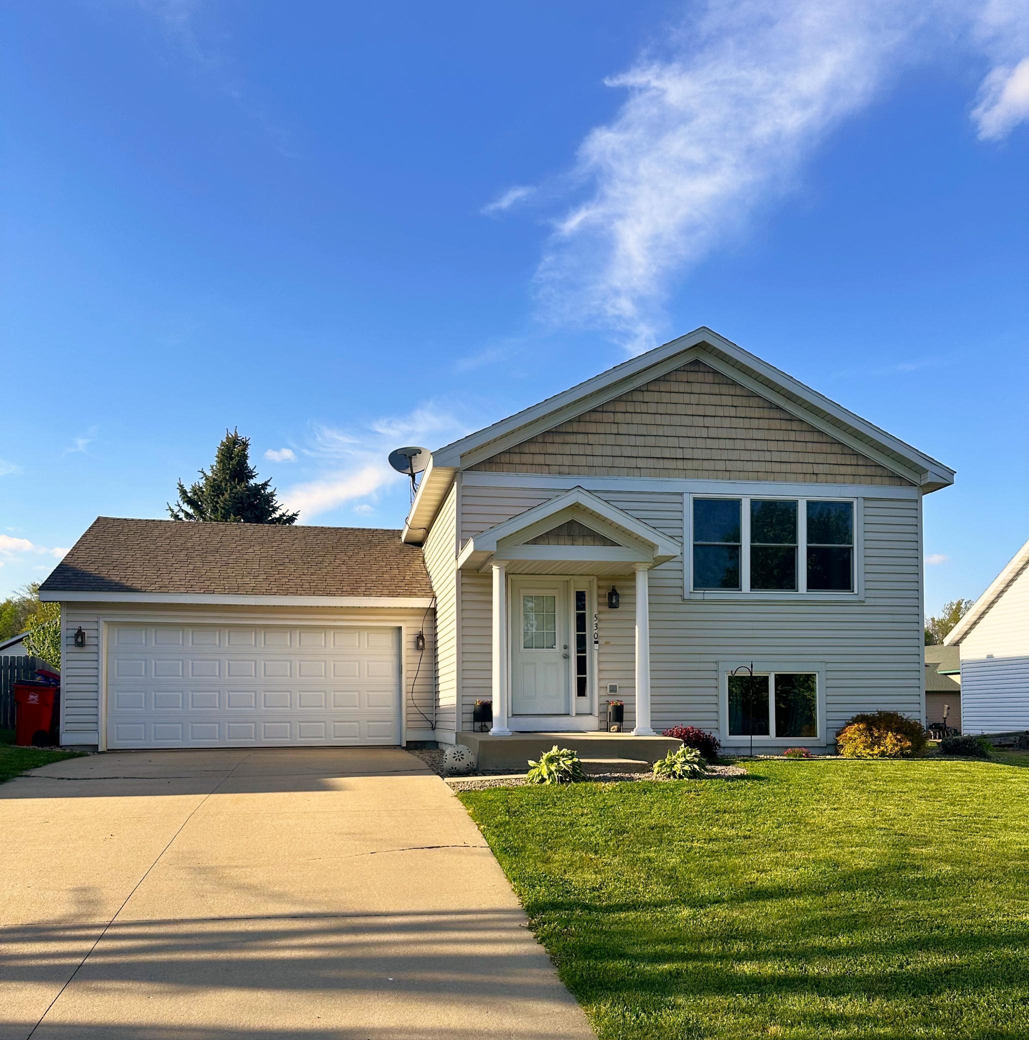 530 7th Street SW Pine Island MN 55963