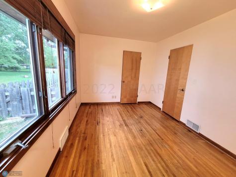 1328 10th Avenue S Moorhead MN 56560