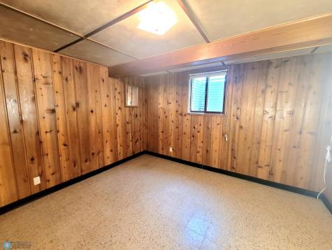 1328 10th Avenue S Moorhead MN 56560