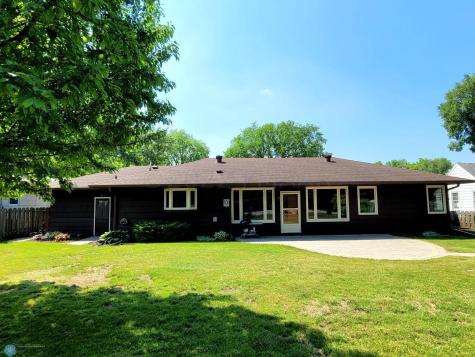 1328 10th Avenue S Moorhead MN 56560