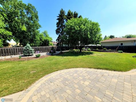 1328 10th Avenue S Moorhead MN 56560