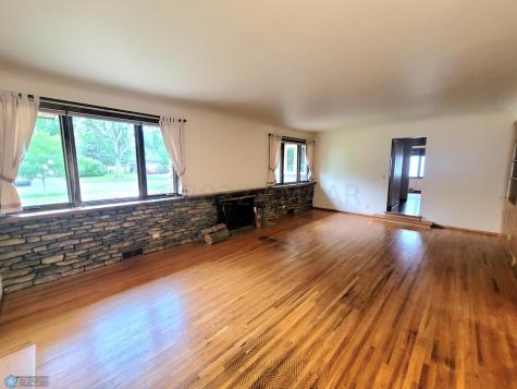 1328 10th Avenue S Moorhead MN 56560