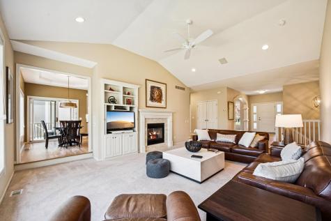 3555 Woodland Trail Eagan MN 55123