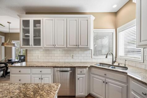 3555 Woodland Trail Eagan MN 55123