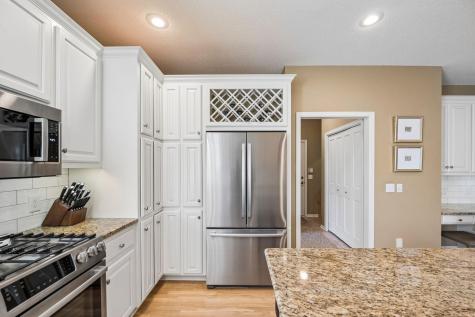 3555 Woodland Trail Eagan MN 55123