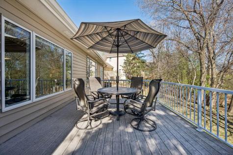 3555 Woodland Trail Eagan MN 55123