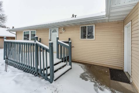 311 4th Avenue E Abercrombie ND 58001