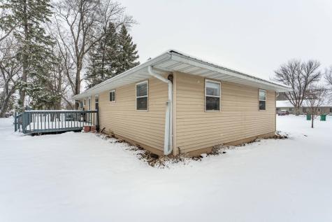 311 4th Avenue E Abercrombie ND 58001