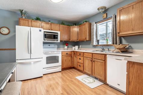 311 4th Avenue E Abercrombie ND 58001