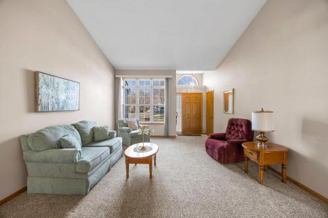 335 Creekside Drive Buffalo MN 55313