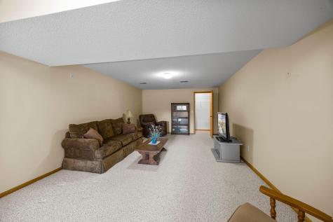 335 Creekside Drive Buffalo MN 55313